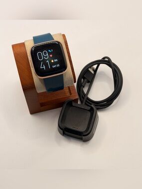 Fitbit Versa 2, Tested, Excellent, Charger Included, Rose Gold/ Green Band